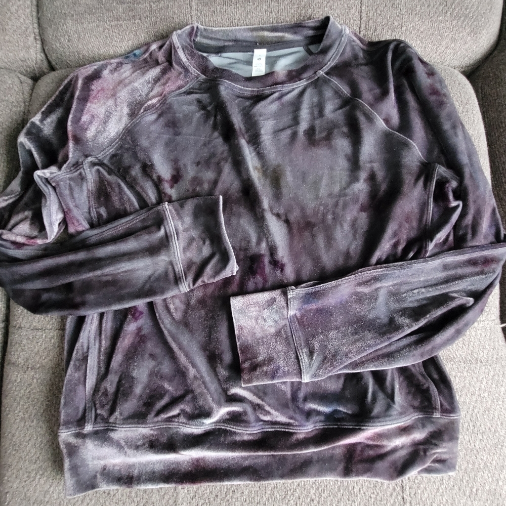 Lululemon Velour Warm Down Crew. Size 6. Interstellar dark grey multi.
